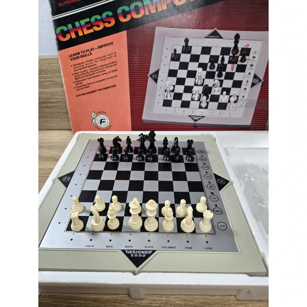 Vintage FIDELITY Electronic Chess Computer DESIGNER 2000 Franco Rocco USA Made